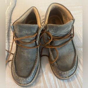 Born Men's Brock Moc Toe Chukka gray Distressed Size 8 ankle lace up boots